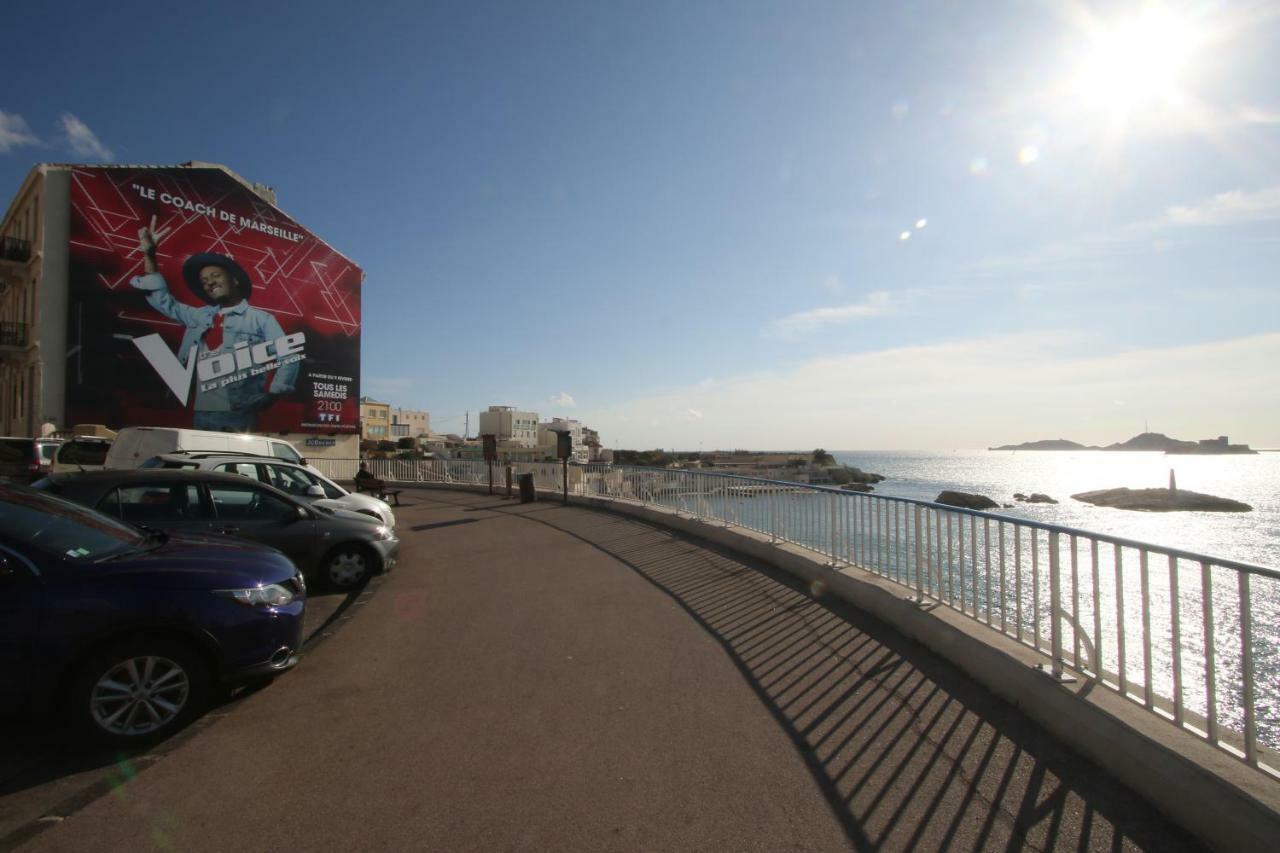 Stud Terras Ville Corniche 2 Pers Stat Gratuit Rue Modif Suivt Possib Et Accord Exclusif マルセイユ エクステリア 写真